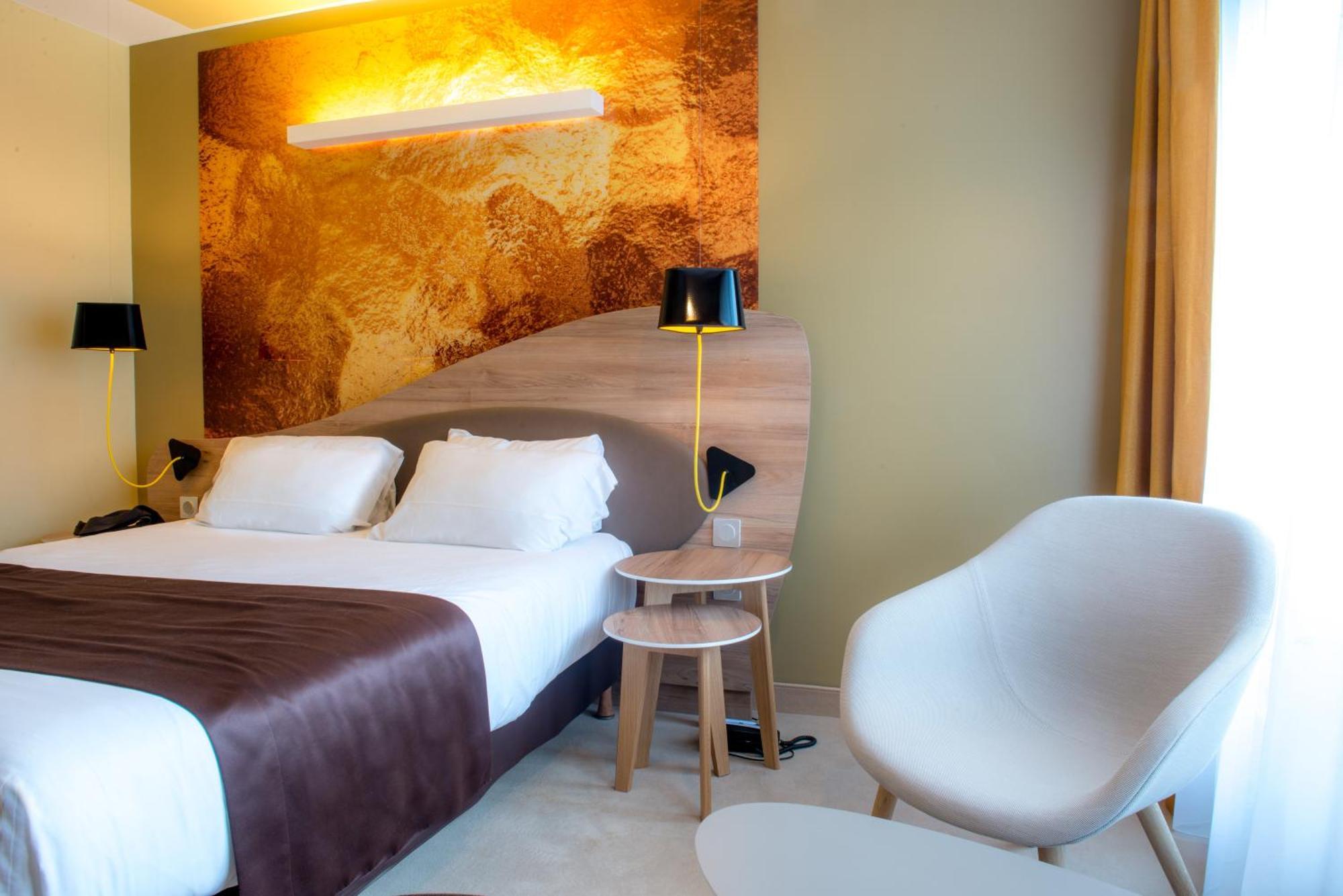 Premium Queen Room Balcony